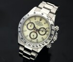 REFERENCE 116520 DAYTONA A STAINLESS STEEL AUTOMATIC CHRONOGRAPH WRISTWATCH WITH CREAM DIAL AND BRACELET, CIRCA 2002
