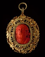 SOUTHERN ITALIAN OR SPANISH, LATE 17TH/ EARLY 18TH CENTURY | PENDANT WITH A CAMEO OF A BEARDED MAN AND A MINIATURE OF A SAINT