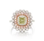 FANCY YELLOW-GREEN DIAMOND AND DIAMOND RING | 1.54卡拉 彩黃綠色 SI1淨度 鑽石 配 鑽石 戒指