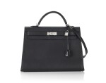 KELLY 40 SELLIER EPSOM LEATHER IN BLACK COLOUR WITH PALLADIUM HARWARE. HERMÈS, 2006 