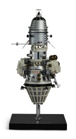 Luna 10 Soviet robotic lunar station spacecraft model