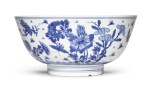 A BLUE AND WHITE 'FLORAL' BOWL | QING DYNASTY, KANGXI PERIOD