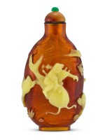 A yellow overlay amber glass 'fisherman' snuff bottle Qing dynasty, 18th – 19th century 清十八至十九世紀 茶色套黃料放鴨圖鼻煙壺