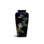 A cloisonné enamel vase with eagle and maple | Meiji period, late 19th century
