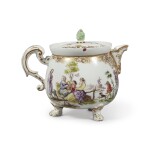A MEISSEN FOOTED HAUSMALER CREAM-POT AND COVER CIRCA 1765