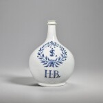 A rare Arita apothecary bottle | Edo period, late 17th century 