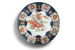 A MEISSEN IMARI LARGE CHARGER, CIRCA 1735
