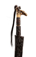 Epée mandau, Dayak, Kalimantan, Bornéo, Indonésie | Dayak mandau sword, Kalimantan, Borneo, Indonesia