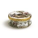 A Meissen porcelain snuff box with gold mounts, 19th century