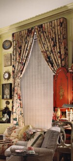 A PAIR OF CURTAINS