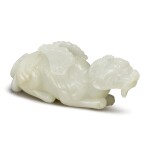 A white jade figure of a mythical beast, Qing dynasty, 18th / 19th century