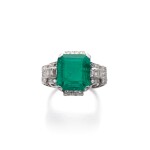 Emerald and diamond ring | 祖母綠及鑽石戒指