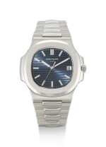 PATEK PHILIPPE | NAUTILUS, REFERENCE 5711, A BRAND NEW PLATINUM WRISTWATCH WITH DATE, BLUE JEANS DIAL AND BRACELET, CIRCA 2014       