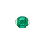 Emerald and Diamond Ring | 祖母綠及鑽石戒指