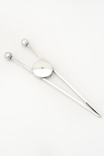  A PAIR OF FRENCH SILVER-PLATED ICE TONGS