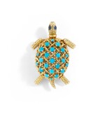 CARTIER | BROCHE TURQUOISES ET SAPHIRS, "TORTUE" | TURQUOISE AND SAPPHIRE CLIP-BROOCH, 'TORTUE'