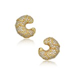 Pair of Gold and Diamond 'Onda' Earclips