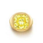 Fancy Intense Yellow Diamond Ring   濃彩黃色鑽石戒指