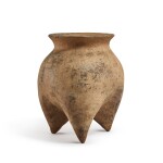 A grey pottery tripod vessel, Xiajiandian lower culture, c. 2300-1600 B.C. 夏家店下層文化 灰陶鬲