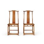 A pair of 'huali' yokeback sidechairs (Dengguayi), Qing dynasty, 19th century | 清十九世紀 花梨木燈掛椅一對