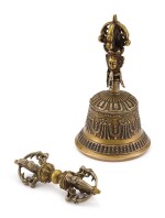  A BRONZE BELL AND VAJRA, TIBET, 18TH – 19TH CENTURY | 十八至十九世紀 藏傳銅金剛杵及金剛鈴一組兩件