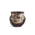 A small Jizhou black-glazed white-splashed 'tea measure' jar, Song dynasty | 宋 吉州黑釉白斑小罐