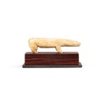 Chukchi Marine Ivory Bear Figurine, Siberia, Russia, 19th-20th Century | Statuette d'ours, Tchouktche, Sibérie, Russie, XIXe-XXe Siècle