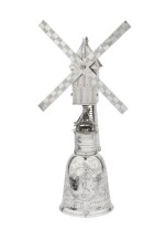 A Dutch silver windmill cup, unknown maker's mark, Zierikzee, 1724-1732 | Coupe en forme de moulin à vent en argent, Zierikzee, 1724-1732