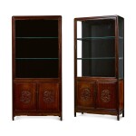 A pair of rosewood display cabinets, Republican period 民國 酸枝亮格櫃一對