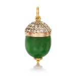 A Fabergé jewelled gold-mounted nephrite vinaigrette egg pendant, workmaster Henrik Wigström, St Petersburg, 1908-1917