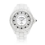 J12, Reference H2030 | A ceramic, diamond and onyx-set wristwatch with bracelet, Circa 2011 | 香奈兒 | J12 型號H2030 | 陶瓷鑲鑽石及瑪瑙鏈帶腕錶，約2011年製