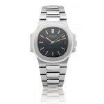 PATEK PHILIPPE | NAUTILUS, REF 3800/1  STAINLESS STEEL WRISTWATCH WITH DATE AND BRACELET MADE IN 1987