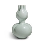 A fine Ru-type triple-neck double-gourd vase, Seal mark and period of Qianlong | 清乾隆 仿汝釉三連葫蘆瓶 《大清乾隆年製》款