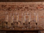 A set of six glass and metal-mounted photophores, modern | Ensemble de six photophores en verre et monture de métal, moderne