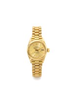 ROLEX | REF 6916 DATEJUST, A LADY'S YELLOW GOLD AUTOMATIC CENTER SECONDS WRISTWATCH WITH DATE AND BRACELET CIRCA 1979
