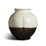 A 'Cizhou' lobed jar, Jin / Yuan dynasty | 金/ 元 磁州窰黑白釉瓜棱罐