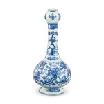 A dated blue and white 'phoenix' garlic-mouth vase Ming dynasty, Hongzhi period, dated guichou year, corresponding to 1493 | 明弘治（1493年） 青花穿花鳳紋蒜頭瓶 《癸丑年造》款