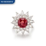 SPINEL AND DIAMOND RING | 3.58卡拉 天然「緬甸」尖晶石 配 鑽石 戒指