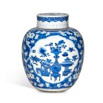 A blue and white 'antiques' ginger jar and a cover, Qing dynasty, Kangxi period | 清康熙 青花開光博古圖蓋罐