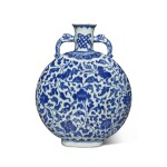 A blue and white 'floral' moonflask, Qing dynasty, 19th century | 清十九世紀 青花纏枝花卉紋抱月瓶