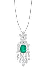 Emerald and diamond pendent necklace