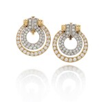 Pair of diamond earrings (Paio di orecchini in diamanti)