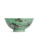 A biscuit-glazed famille-verte 'ducks' bowl, 20th century | 二十世紀 素三彩鴛鴦蘆葦圖盌 《大清康熙年製》仿款