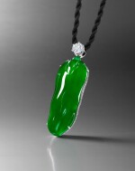 An Extraordinary 'Imperial Green' Jadeite, Diamond and Gem-Set Pendant  | 超凡極品 天然 「帝王綠」翡翠 配 鑽石 及 寶石掛墜