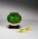 A green-glazed pottery jar and a pair of green-glazed washers, Tang and Liao dynasty | 唐及遼 綠釉罐及綠釉洗一組兩件