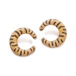 Pair of diamond and onyx ear clips, 'Tiger' | 卡地亞 鑽石及縞瑪瑙 'Tiger' 耳夾一對