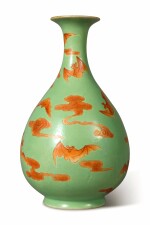 A lime-green-ground iron-red 'bats' vase (Yuhuchunping), Qing dynasty, 19th century