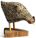 CARVED AND PAINTED PINE PECKING CHICKEN, 20TH CENTURY
