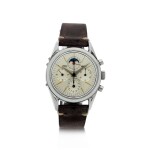 TRI COMPAX A STAINLESS STEEL TRIPLE CALENDAR CHRONOGRAPH WRISTWATCH WITH MOON PHASES, CIRCA 1965