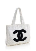 CHANEL | WHITE QUILTED TERRY CLOTH TOTE BAG 